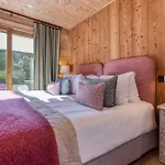Au Bon Coin - Luxury Hidden Haven, Mont Blanc View, Hot Tub And Garden *