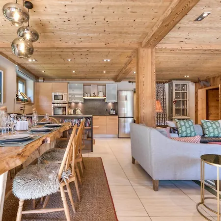 Au Bon Coin - Luxury Hidden Haven, Mont Blanc View, Hot Tub And Garden Lägenhet *