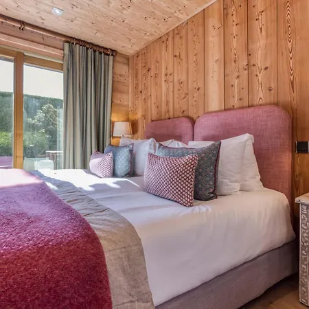 Au Bon Coin - Luxury Hidden Haven, Mont Blanc View, Hot Tub And Garden *