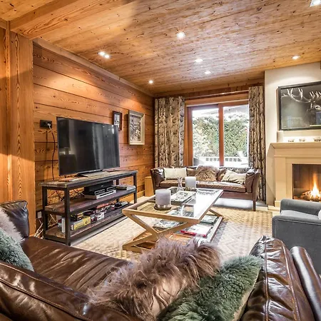 Апартаменти Au Bon Coin - Luxury Hidden Haven, Mont Blanc View, Hot Tub And Garden