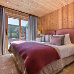 Au Bon Coin - Luxury Hidden Haven, Mont Blanc View, Hot Tub And Garden Lägenhet Chamonix