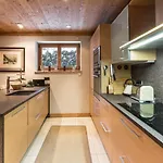 Au Bon Coin - Luxury Hidden Haven, Mont Blanc View, Hot Tub And Garden Lägenhet *