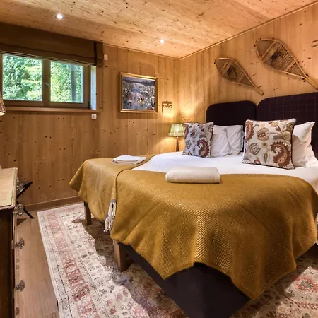 Au Bon Coin - Luxury Hidden Haven, Mont Blanc View, Hot Tub And Garden * Chamonix