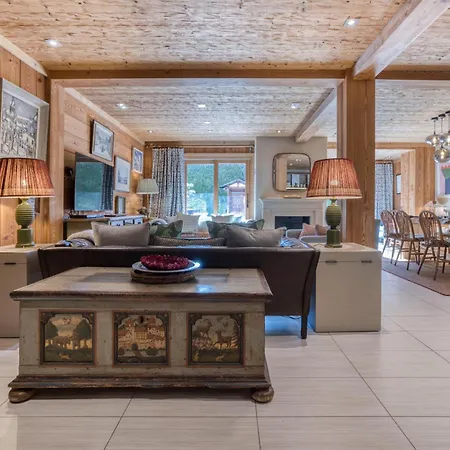 Au Bon Coin - Luxury Hidden Haven, Mont Blanc View, Hot Tub And Garden Chamonix