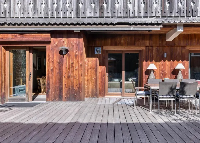 Апартаменты Au Bon Coin - Luxury Hidden Haven, Mont Blanc View, Hot Tub And Garden *