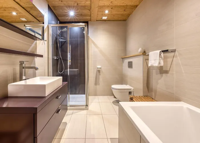 Au Bon Coin - Luxury Hidden Haven, Mont Blanc View, Hot Tub And Garden Апартаменты Шамони