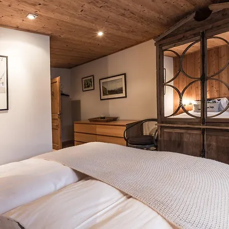 Au Bon Coin - Luxury Hidden Haven, Mont Blanc View, Hot Tub And Garden Apartment Chamonix
