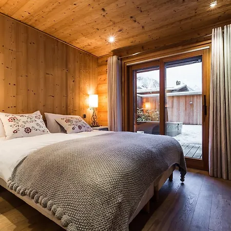 Au Bon Coin - Luxury Hidden Haven, Mont Blanc View, Hot Tub And Garden Chamonix